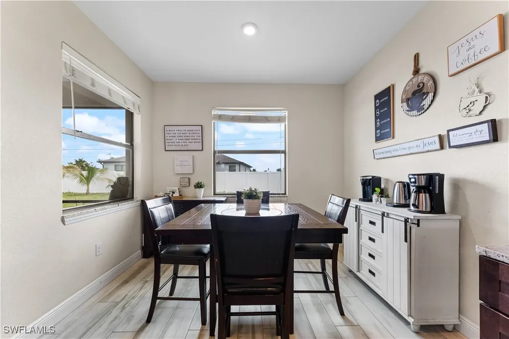 2717 Shelby Parkway Cape Coral FL 33904
