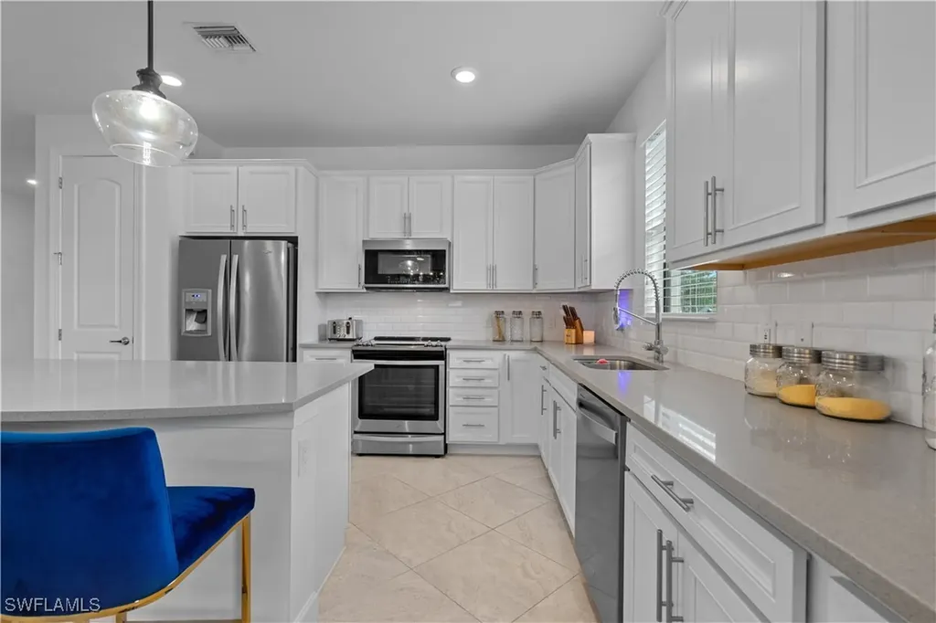 16087 Mistflower Drive Alva FL 33920