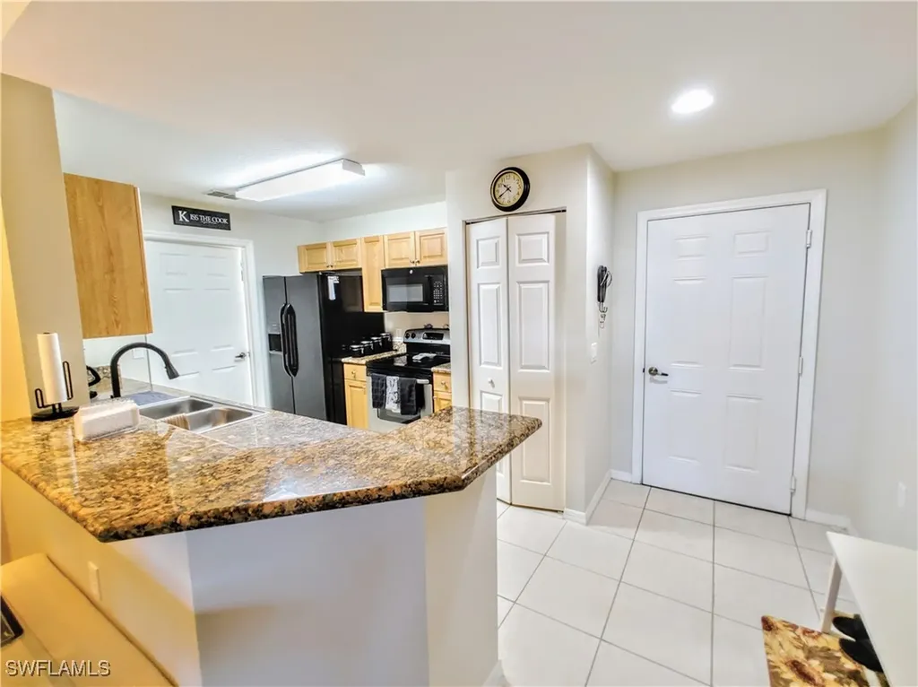 1788 Concordia Lake Circle Cape Coral FL 33909