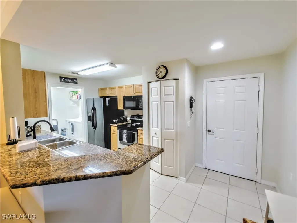 1788 Concordia Lake Circle Cape Coral FL 33909