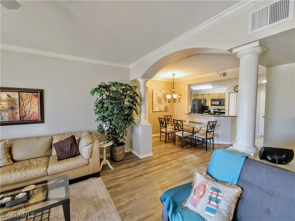 1788 Concordia Lake Circle Cape Coral FL 33909