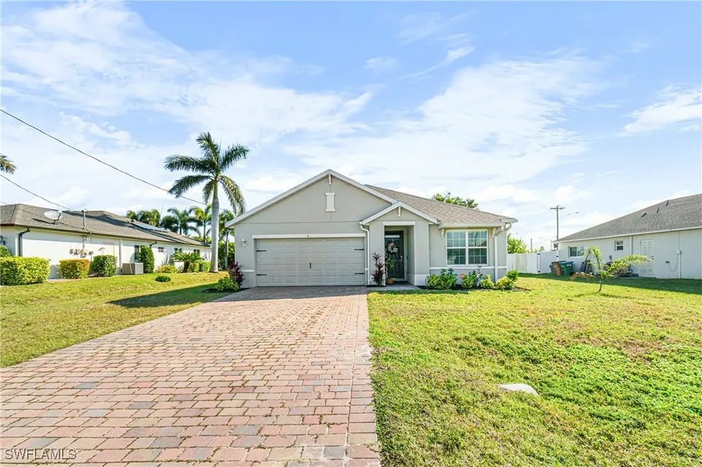 5 NW 8th Place Cape Coral FL 33993