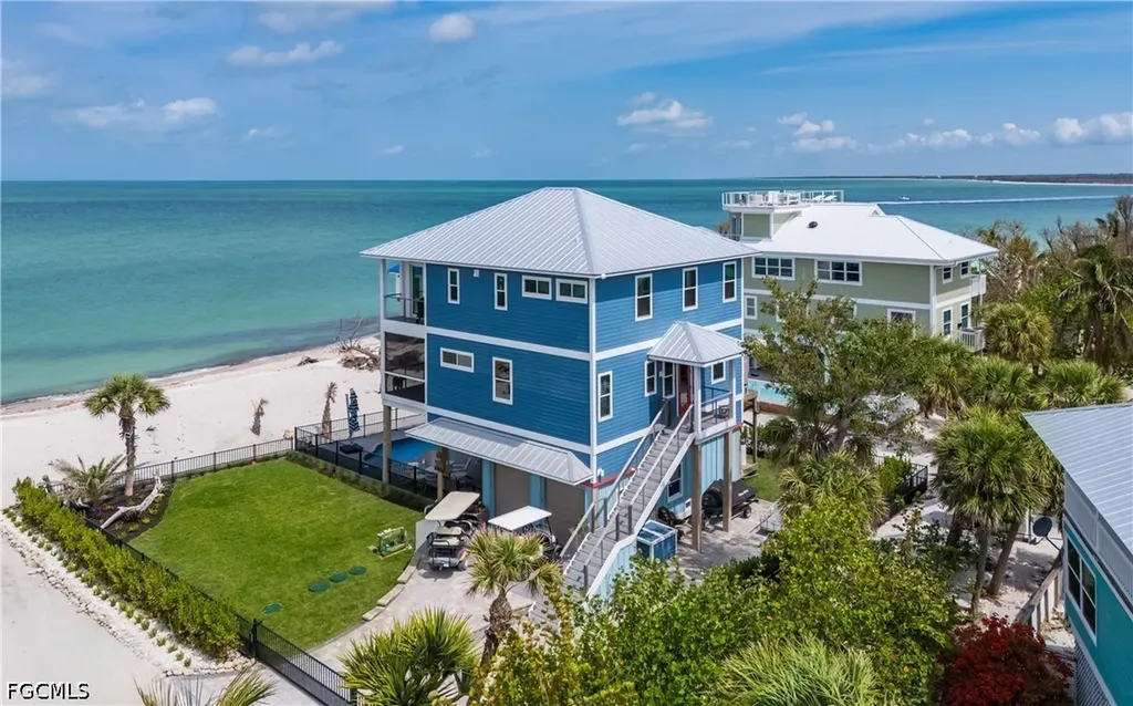 4620 Oro Pesos Lane Upper Captiva FL 33924