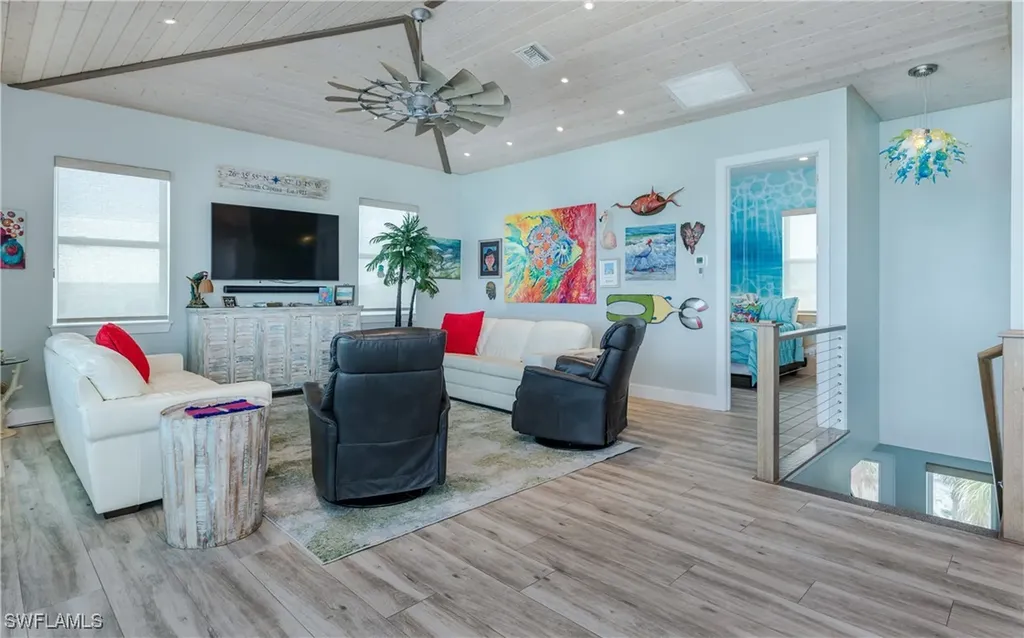 4620 Oro Pesos Lane Upper Captiva FL 33924