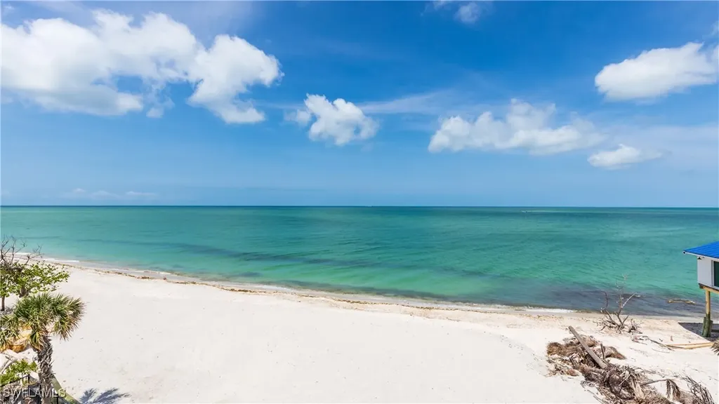 4620 Oro Pesos Lane Upper Captiva FL 33924