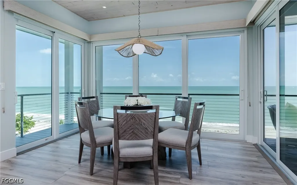 4620 Oro Pesos Lane Upper Captiva FL 33924