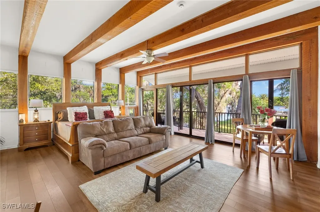 18925 S River Road Alva FL 33920