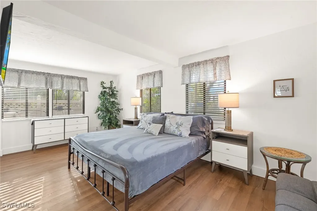 18925 S River Road Alva FL 33920