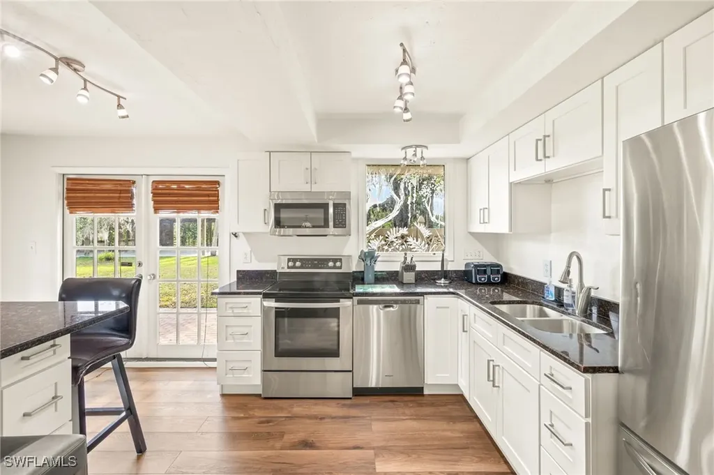 18925 S River Road Alva FL 33920