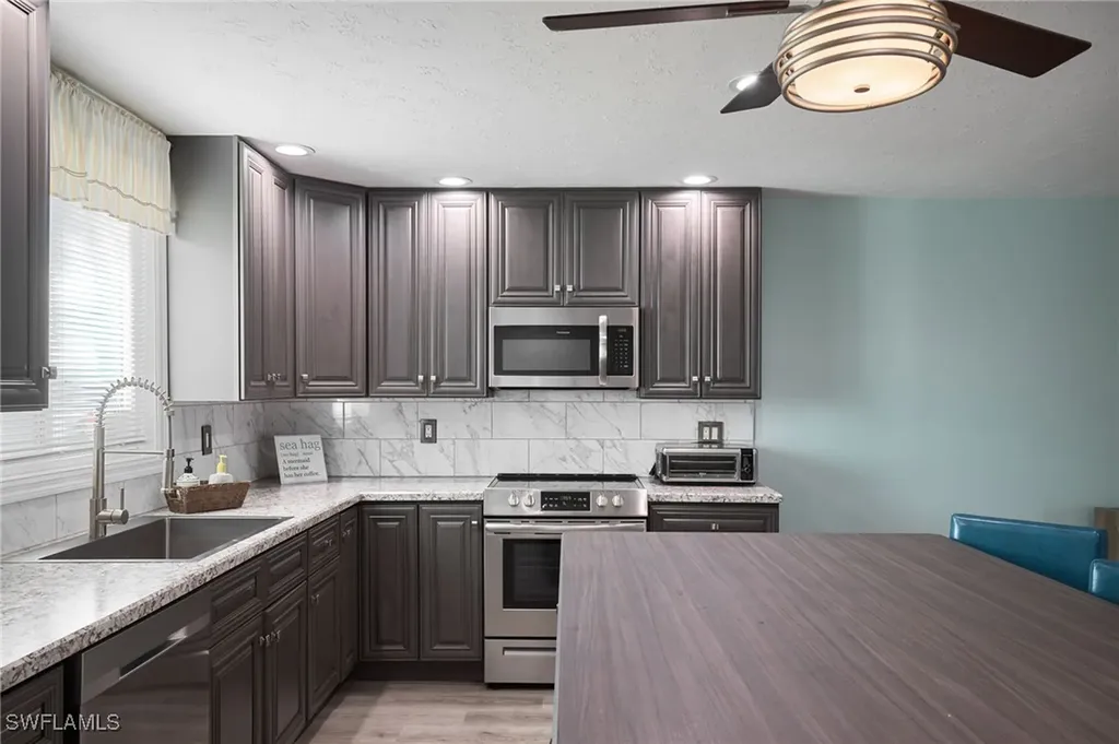 3864 Royal Palm Drive St. James City FL 33956