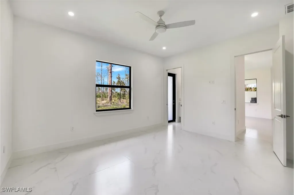 135 18th Avenue NW Naples FL 34120