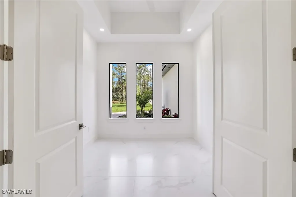135 18th Avenue NW Naples FL 34120