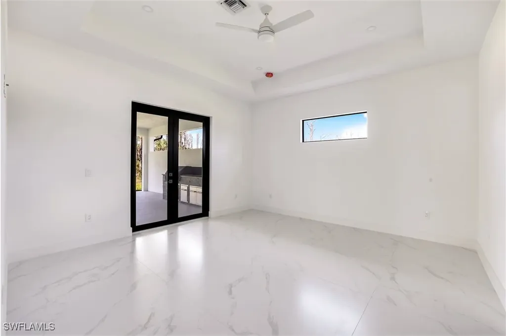 135 18th Avenue NW Naples FL 34120