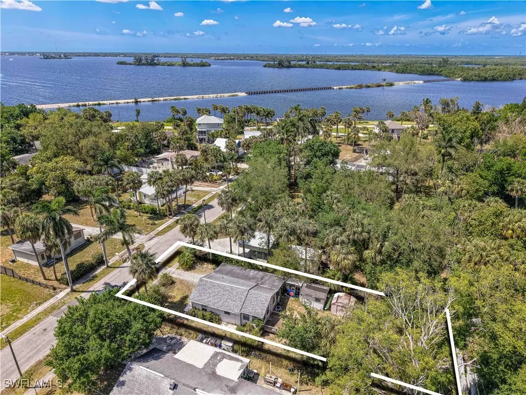 219 Granada Boulevard Fort Myers FL 33905