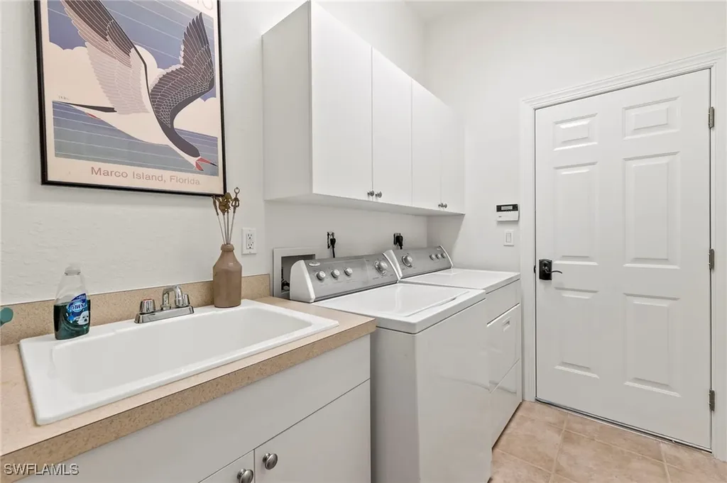 8975 Morgan Court Naples FL 34113
