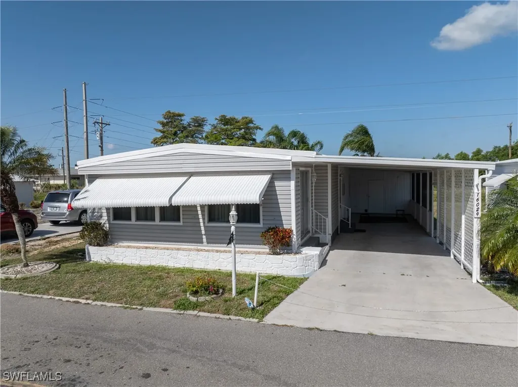 16029 Citron Way North Fort Myers FL 33903