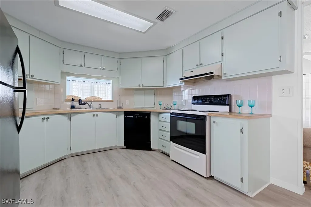 16029 Citron Way North Fort Myers FL 33903