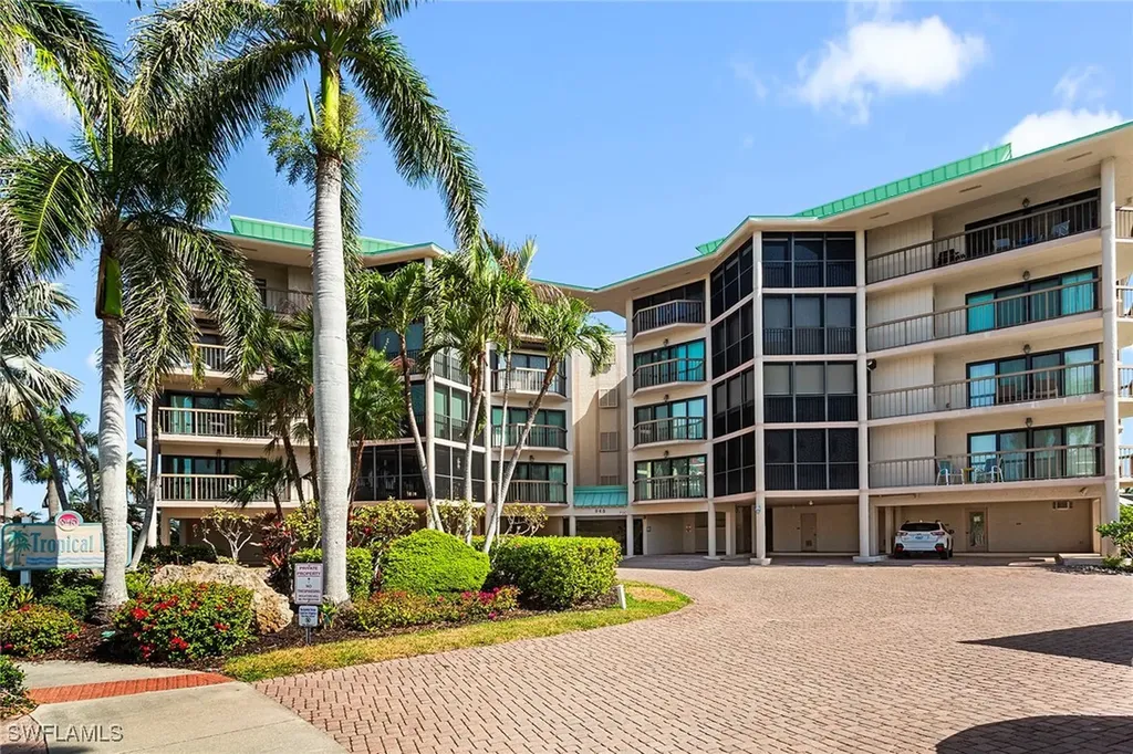 845 Collier Court Marco Island FL 34145