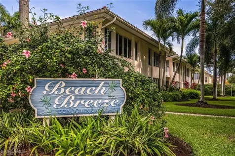280 4TH Street S Naples FL 34102