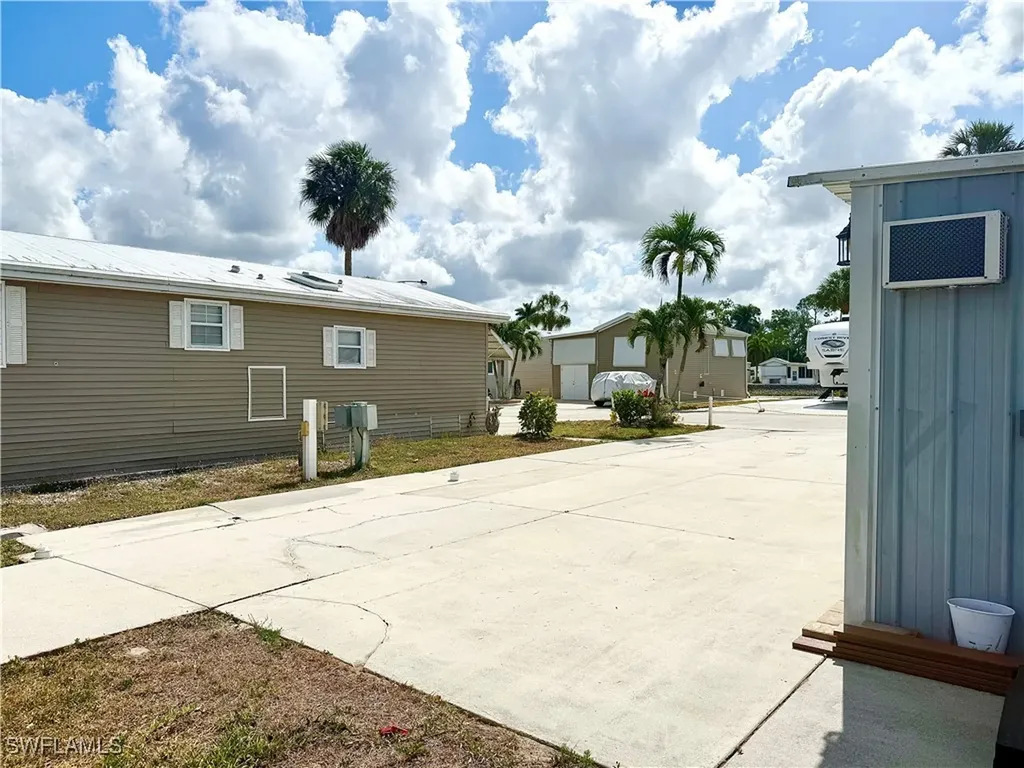 371 Imperial Wilderness Boulevard Naples FL 34114