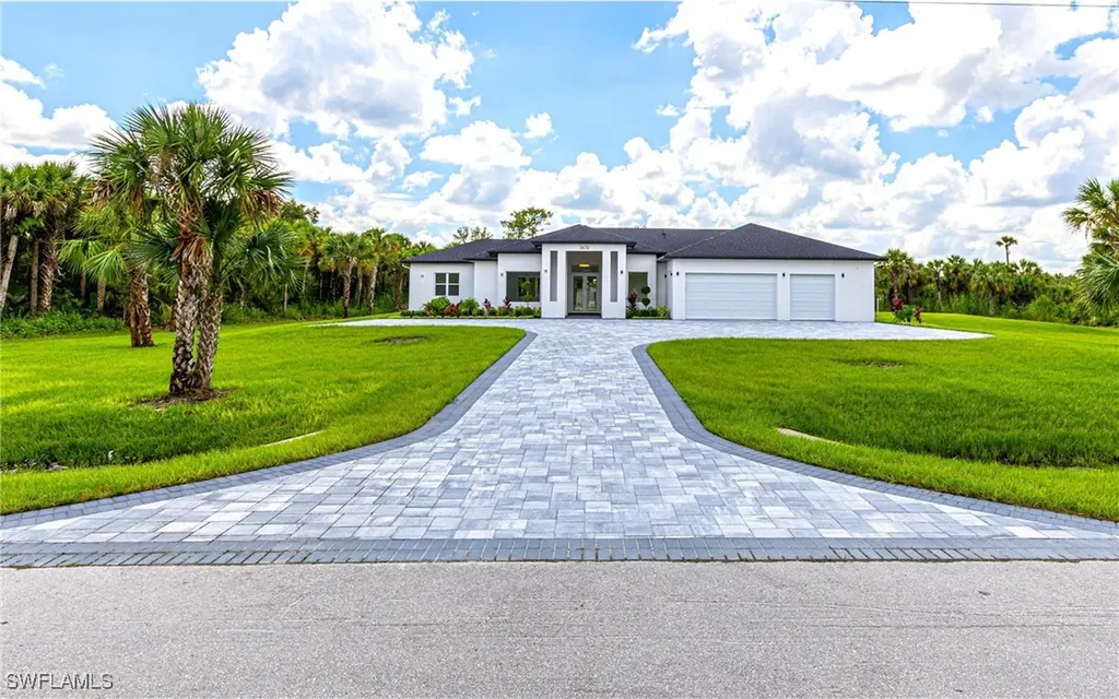 2632 30th Avenue SE Naples FL 34117