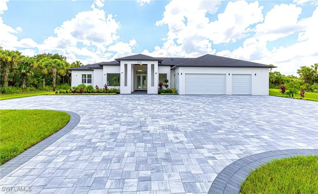 2632 30th Avenue SE Naples FL 34117