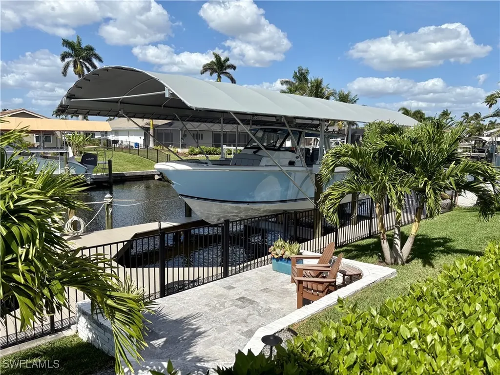 971 S Town And River Drive Fort Myers FL 33919