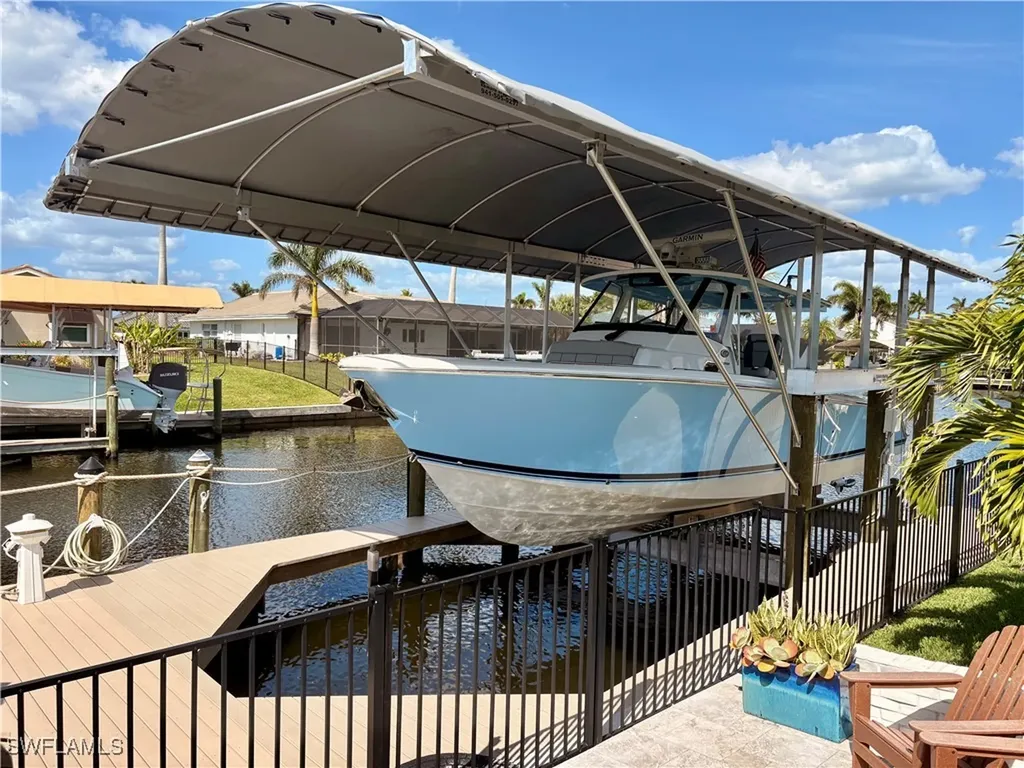971 S Town And River Drive Fort Myers FL 33919