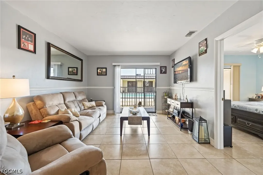 4514 Santa Barbara Boulevard Cape Coral FL 33914