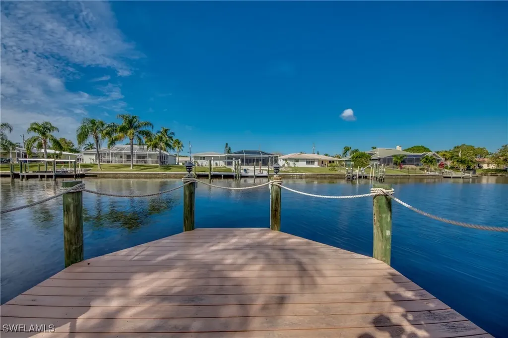 3528 SE 1st Place Cape Coral FL 33904