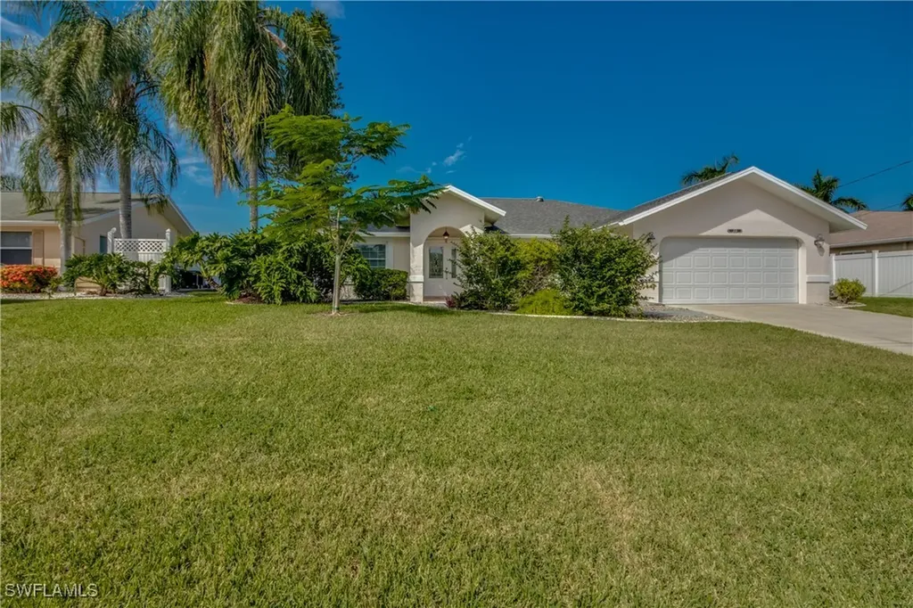 3528 SE 1st Place Cape Coral FL 33904
