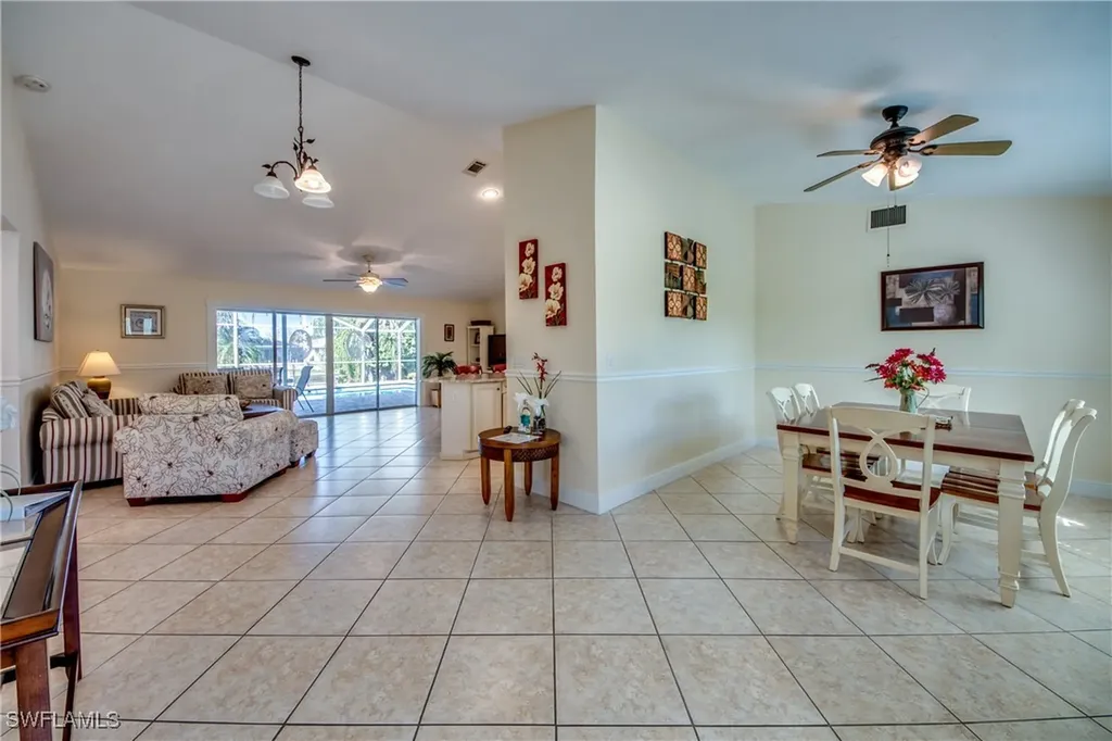 3528 SE 1st Place Cape Coral FL 33904