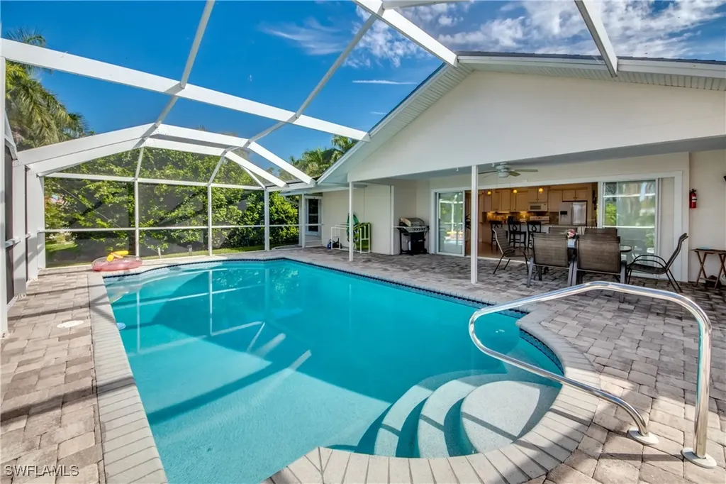 3528 SE 1st Place Cape Coral FL 33904