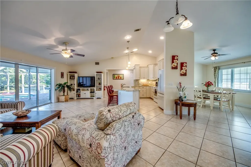 3528 SE 1st Place Cape Coral FL 33904
