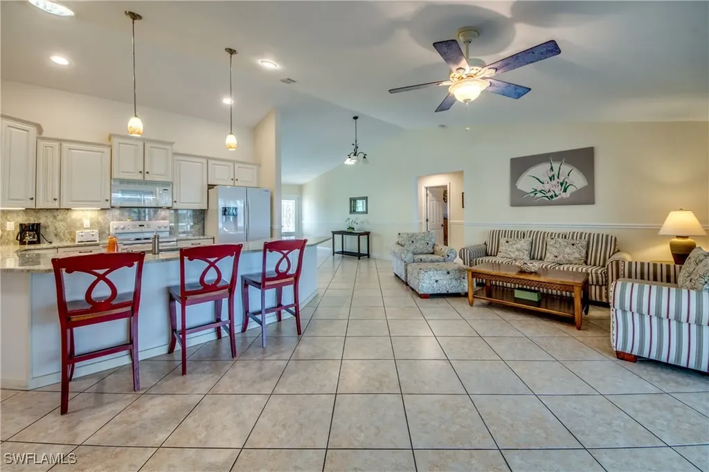 3528 SE 1st Place Cape Coral FL 33904