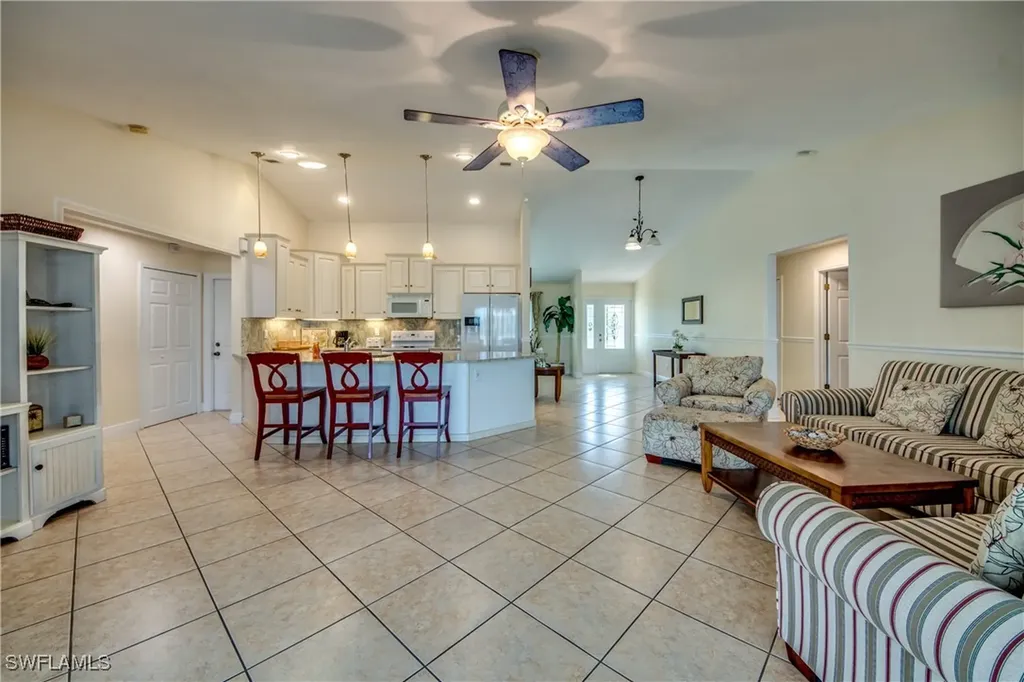 3528 SE 1st Place Cape Coral FL 33904