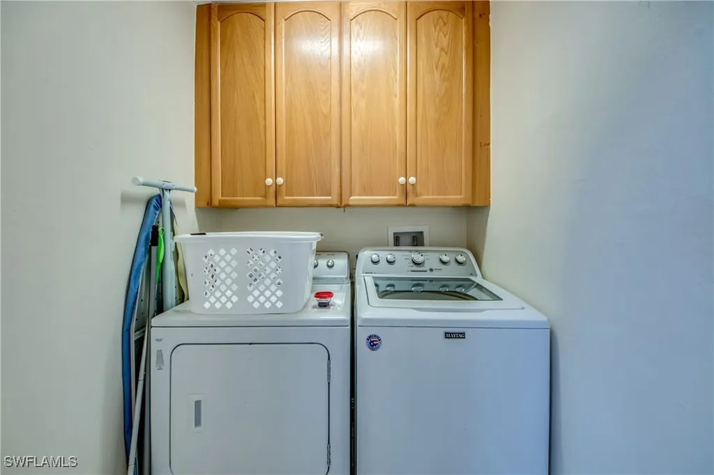 3528 SE 1st Place Cape Coral FL 33904