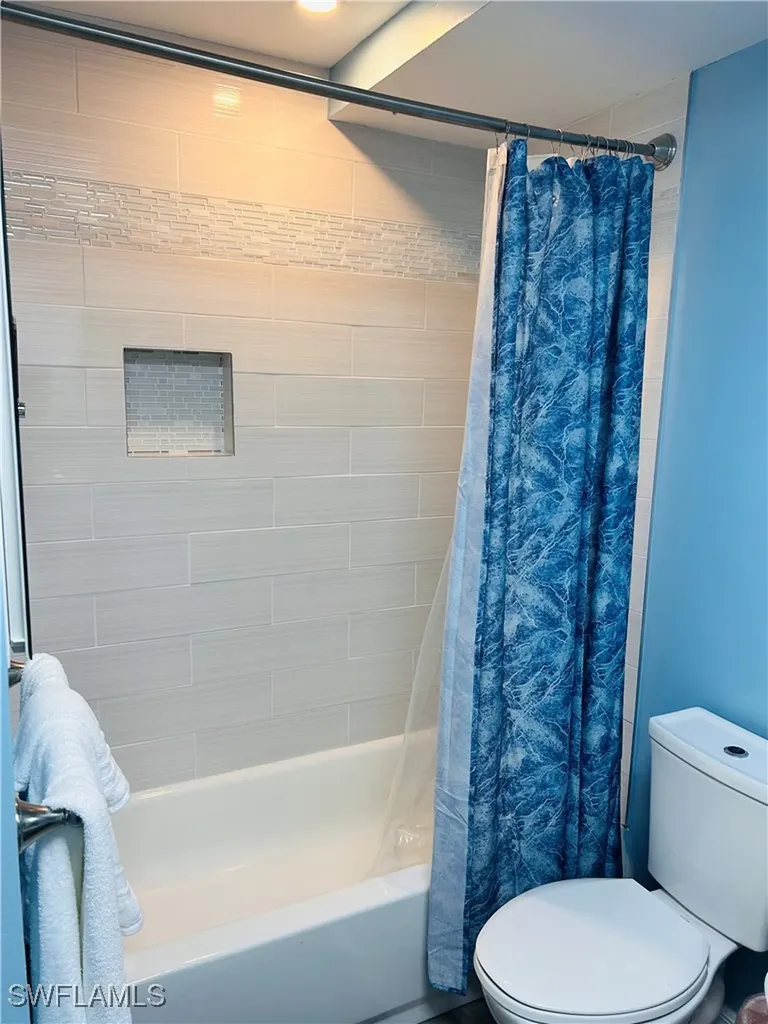 135 Standish Circle North Fort Myers FL 33903