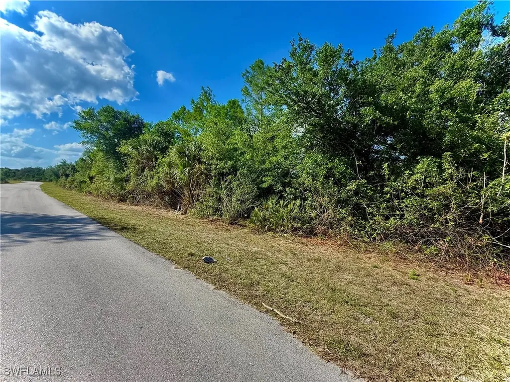 454 Westchester Drive Lehigh Acres FL 33972