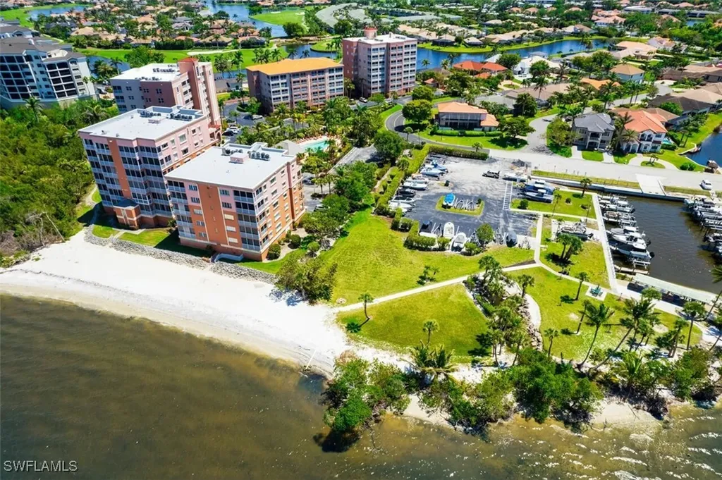 5482 Peppertree Drive Fort Myers FL 33908