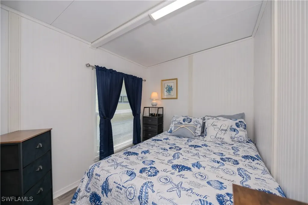 233 Caravan Circle North Fort Myers FL 33903