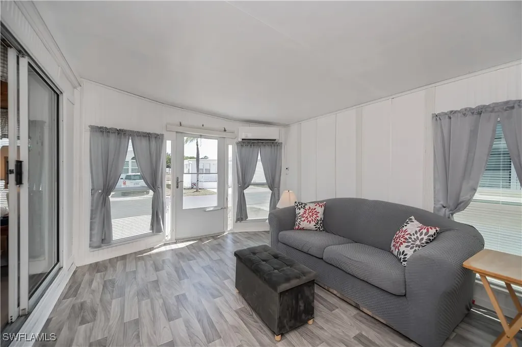 233 Caravan Circle North Fort Myers FL 33903