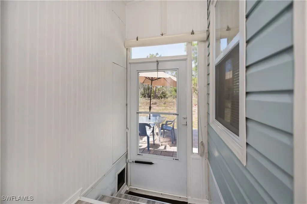 233 Caravan Circle North Fort Myers FL 33903