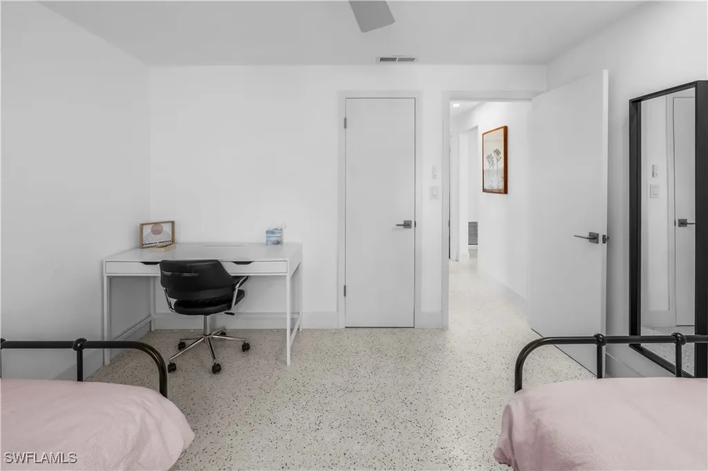 1515 Manchester Boulevard Fort Myers FL 33919