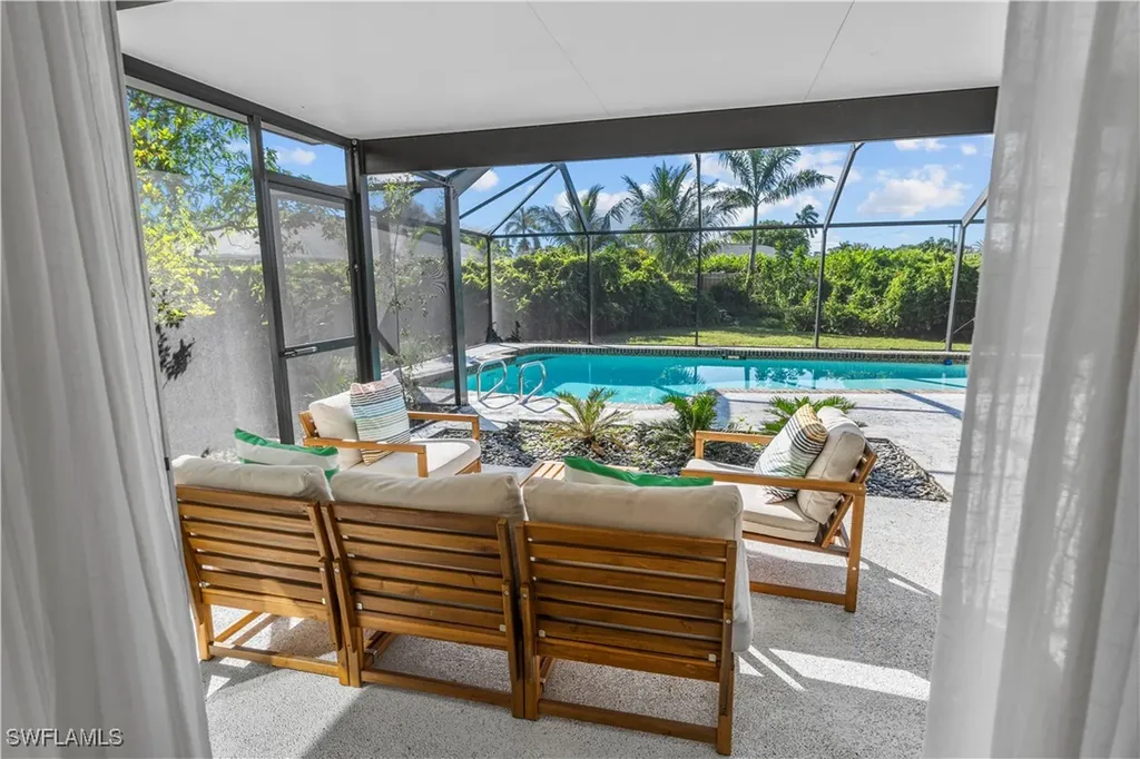 1515 Manchester Boulevard Fort Myers FL 33919