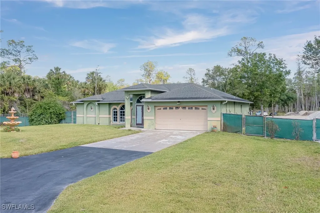 4745 26th Avenue SE Naples FL 34117