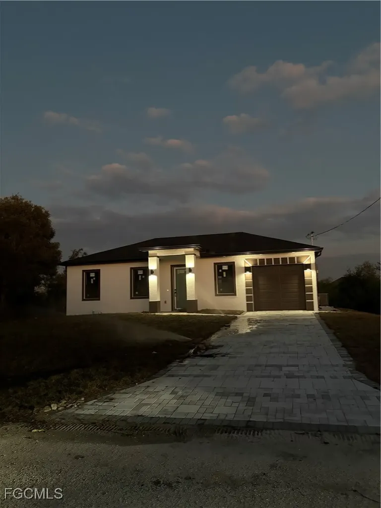 4703 Elva Avenue S Lehigh Acres FL 33976