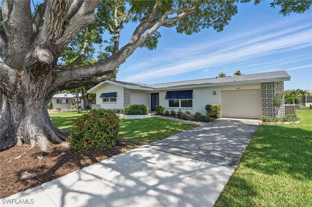 157 SW 54th Street Cape Coral FL 33914