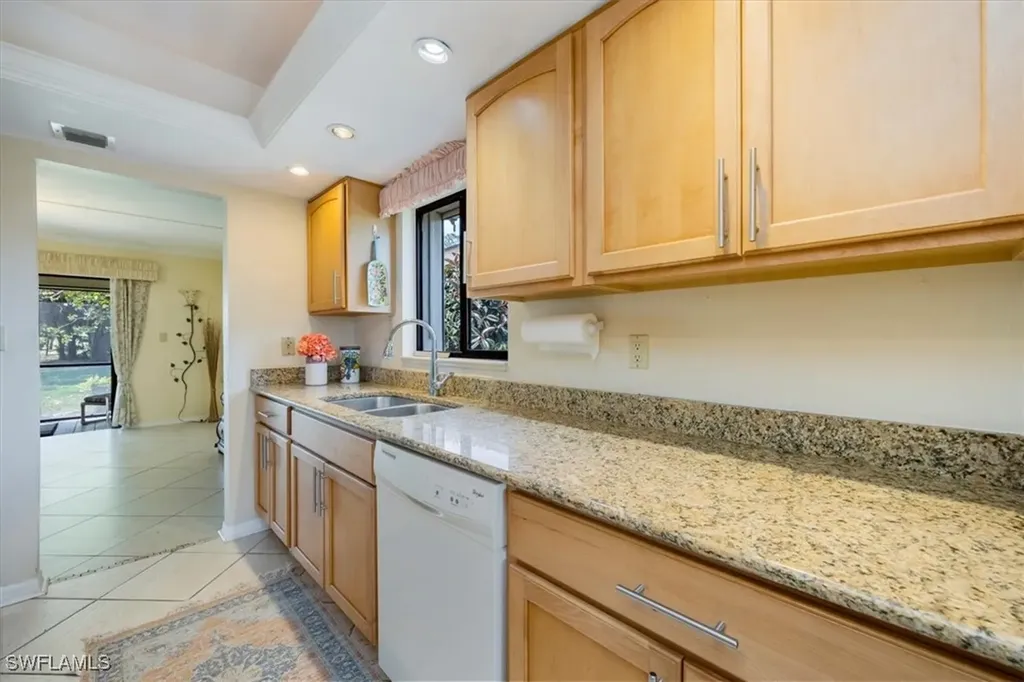 536 Lake Louise Circle Naples FL 34110