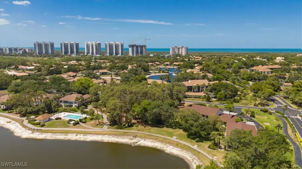 536 Lake Louise Circle Naples FL 34110